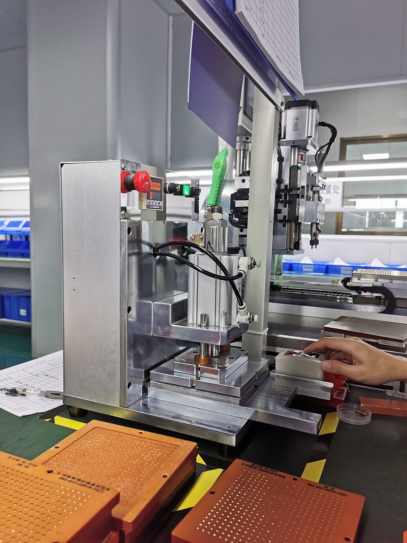 e223b512df216bbb9efd5d72e1355af e223b512df216bbb9efd5d72e1355af