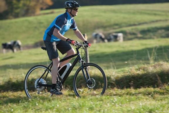 Penyelesaian penyambung pengecasan pogopin magnetik untuk basikal elektrik